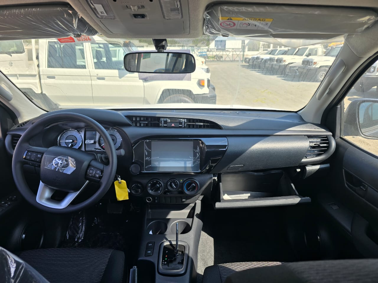 TOYOTA HILUX ACTIVE DOUBLE CAB - Pick-up, Furgoneta combi: foto 4 TOYOTA HILUX ACTIVE DOUBLE CAB - Pick-up, Furgoneta combi: foto 4