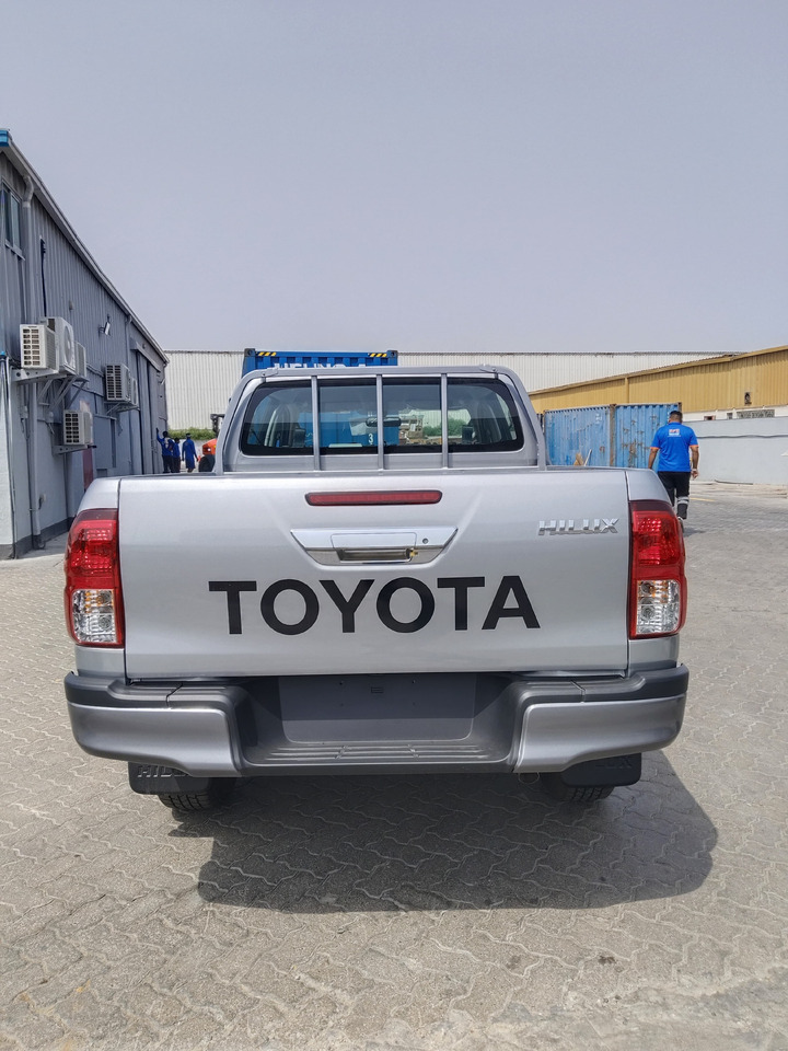 Toyota Hilux - Pick-up, Furgoneta combi: foto 3 Toyota Hilux - Pick-up, Furgoneta combi: foto 3