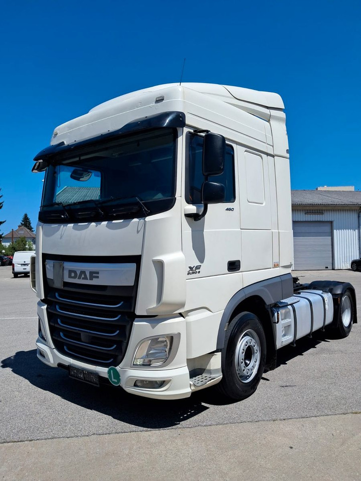 DAF XF 18.460 Schubboden | Klima | Retarder | Differ - Cabeza tractora: foto 1 DAF XF 18.460 Schubboden | Klima | Retarder | Differ - Cabeza tractora: foto 1
