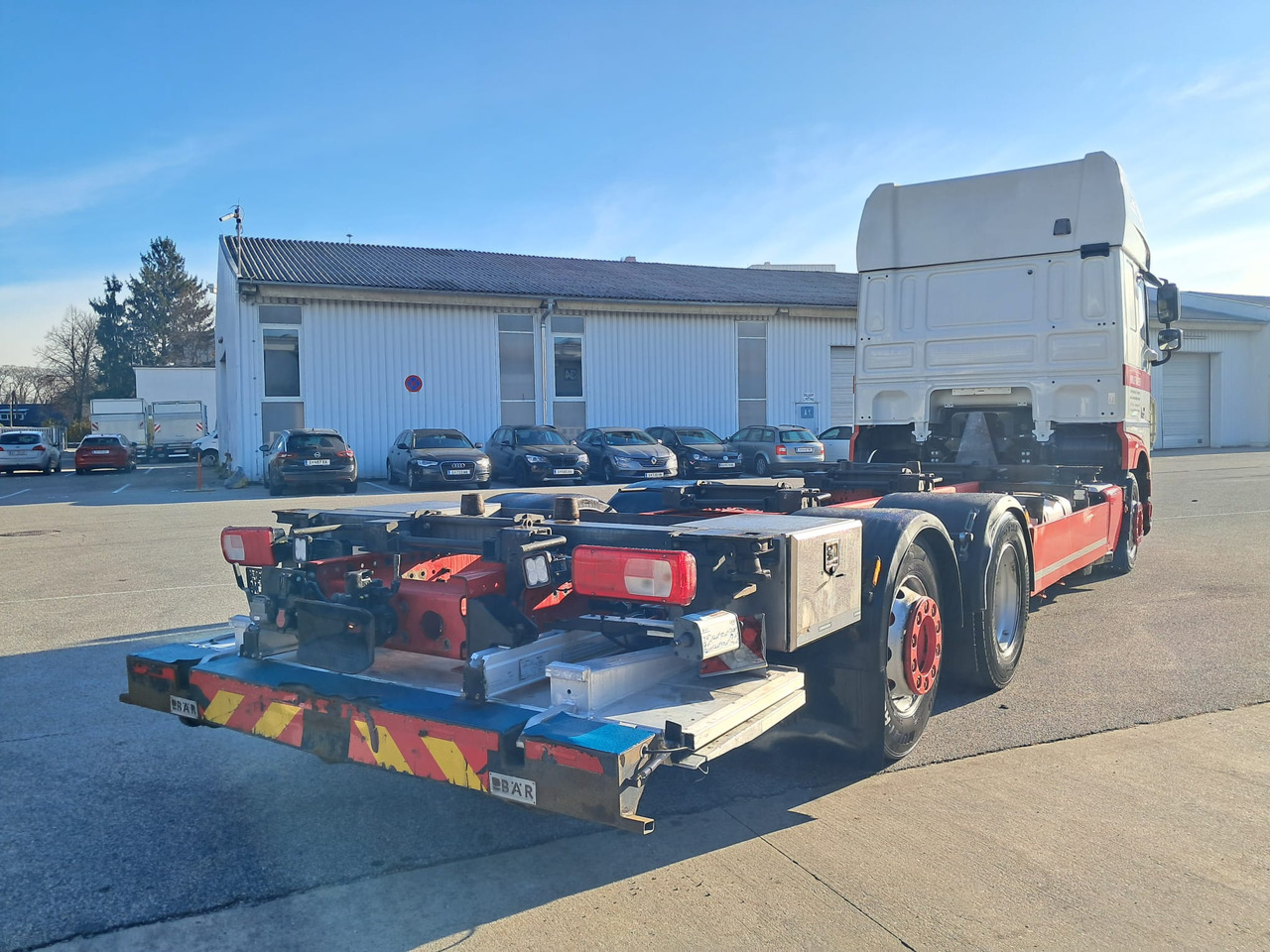 DAF 530 FAN | Lift-Lenkachse | LBW | Retarder - Portacontenedore/ Intercambiable camión: foto 4 DAF 530 FAN | Lift-Lenkachse | LBW | Retarder - Portacontenedore/ Intercambiable camión: foto 4