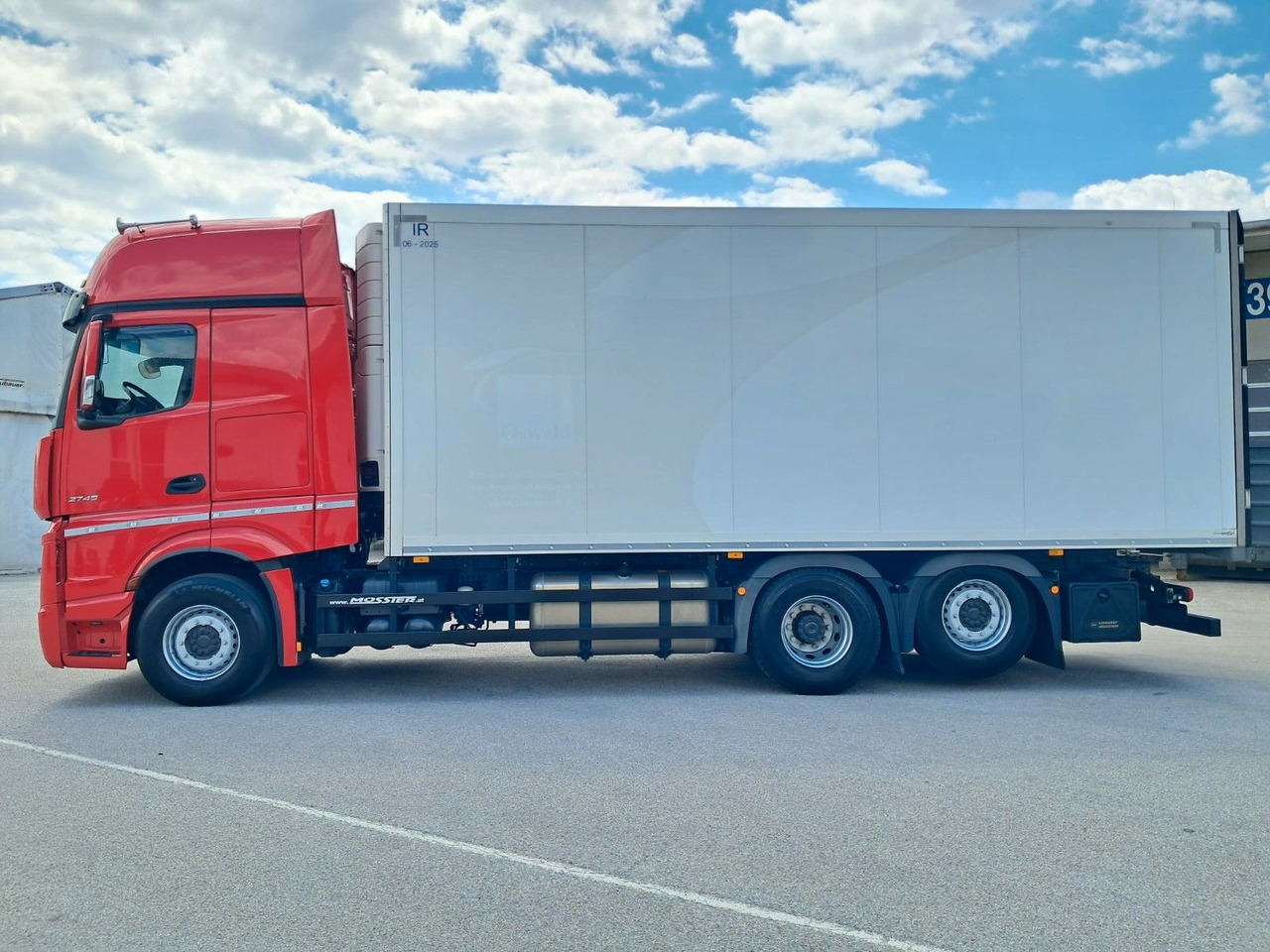 Mercedes-Benz Actros 2745 Kühlkoff | Standklima/heiz | Liftach - Frigorífico camión: foto 4 Mercedes-Benz Actros 2745 Kühlkoff | Standklima/heiz | Liftach - Frigorífico camión: foto 4