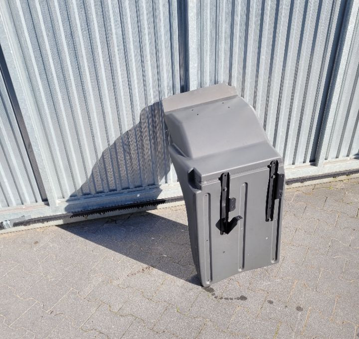 BLOTNIK MAN TGM LH NOWY ORYGINAL0 81.61210.0541/0547 - Guardabarros para Camión: foto 1 BLOTNIK MAN TGM LH NOWY ORYGINAL0 81.61210.0541/0547 - Guardabarros para Camión: foto 1