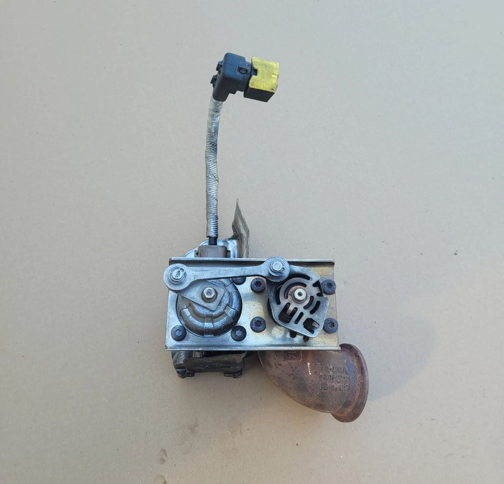 EGR DAF XF 106 OM 2128861 - Enfriador EGR para Camión: foto 1 EGR DAF XF 106 OM 2128861 - Enfriador EGR para Camión: foto 1