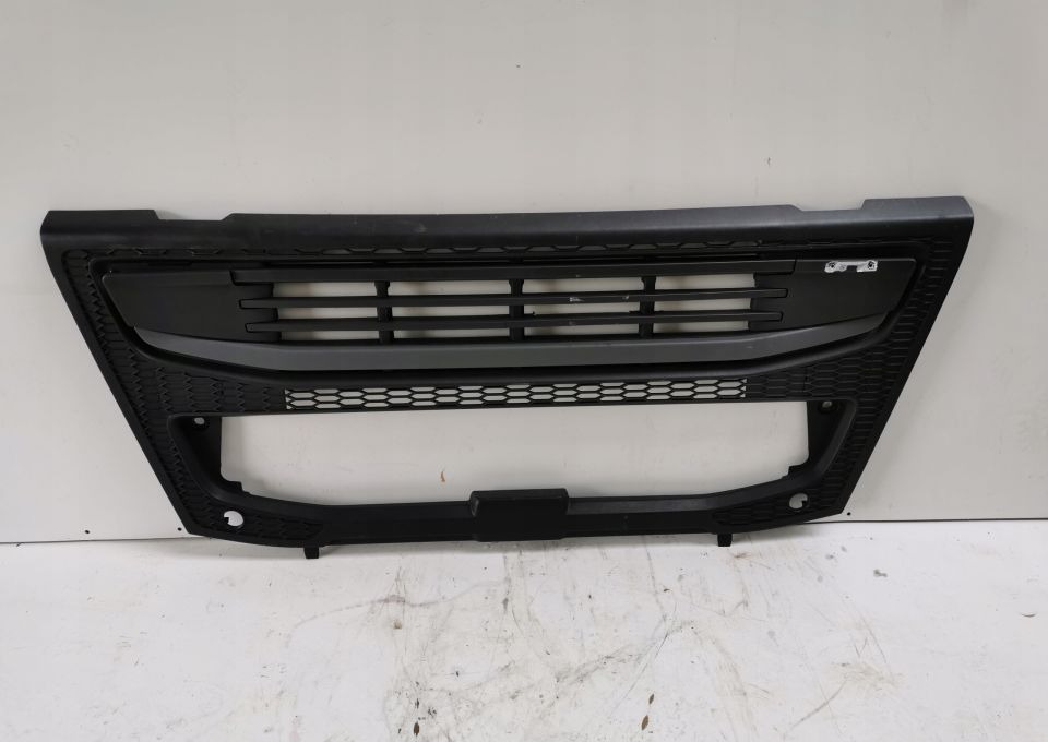 GRILL ATRAPA VOLVO FM FMX EURO 6 ORYGINAŁ - Parrilla para Camión: foto 1 GRILL ATRAPA VOLVO FM FMX EURO 6 ORYGINAŁ - Parrilla para Camión: foto 1