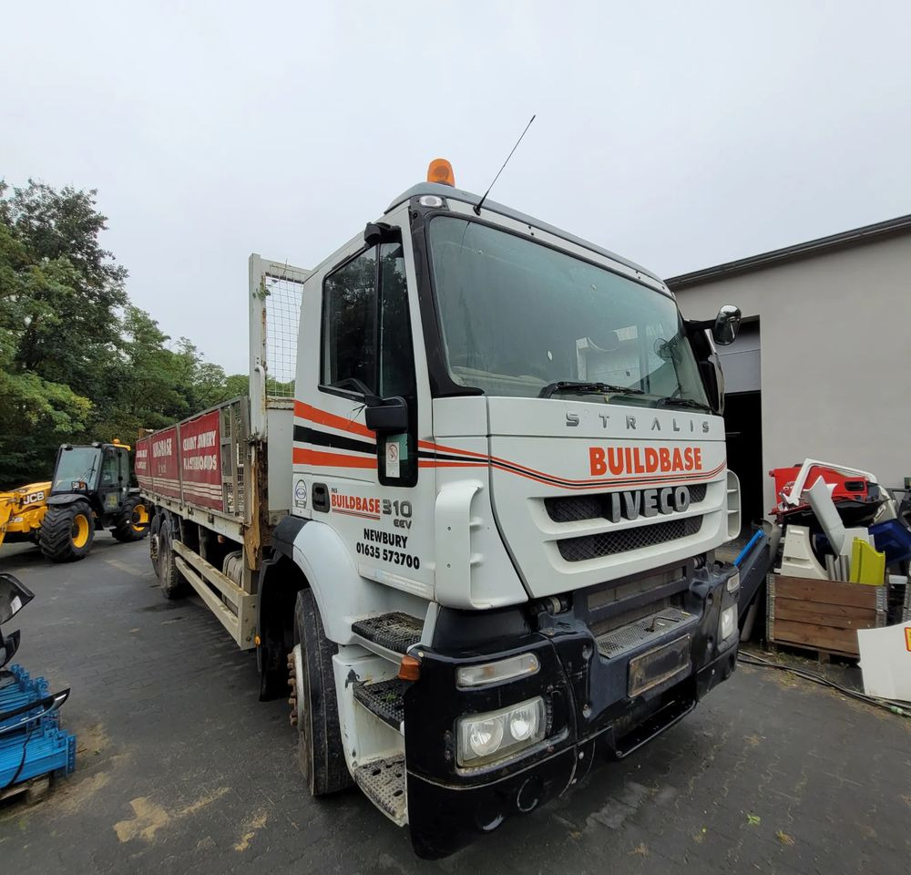 KABINA IVECO STRALIS TRAKKER - Cabina para Camión: foto 1 KABINA IVECO STRALIS TRAKKER - Cabina para Camión: foto 1