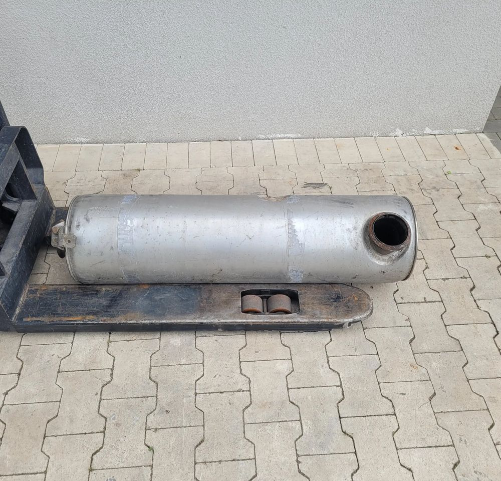 KATALIZATOR RENAULT MIDLUM OM 21669950 - Convertidor catalítico para Camión: foto 1 KATALIZATOR RENAULT MIDLUM OM 21669950 - Convertidor catalítico para Camión: foto 1