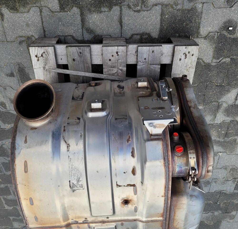 KATALIZATOR RENAULT RANGE T GAMA 23046491 CHWALIM116 - Convertidor catalítico para Camión: foto 3 KATALIZATOR RENAULT RANGE T GAMA 23046491 CHWALIM116 - Convertidor catalítico para Camión: foto 3