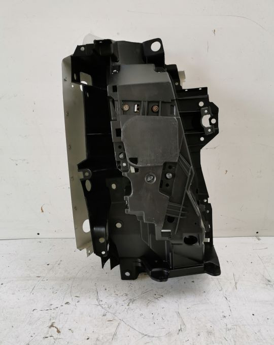 LAMPA GARNEK OKULAR VOLVO FH 13 lewy - Faro delantero para Camión: foto 2 LAMPA GARNEK OKULAR VOLVO FH 13 lewy - Faro delantero para Camión: foto 2