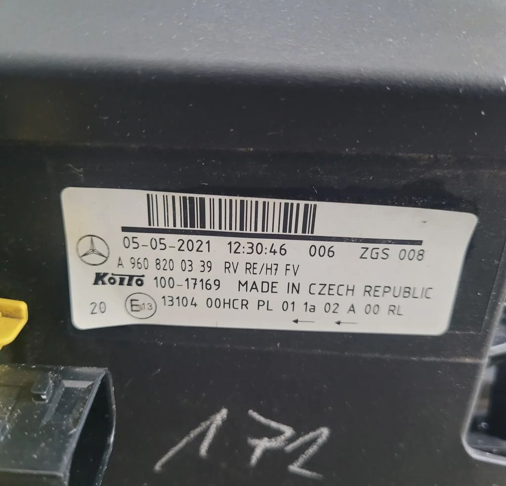 LAMPA RH MERCEDES ACTROS MP4 A9608200339 CHWALIM116 - Luz/ Iluminación para Camión: foto 4 LAMPA RH MERCEDES ACTROS MP4 A9608200339 CHWALIM116 - Luz/ Iluminación para Camión: foto 4