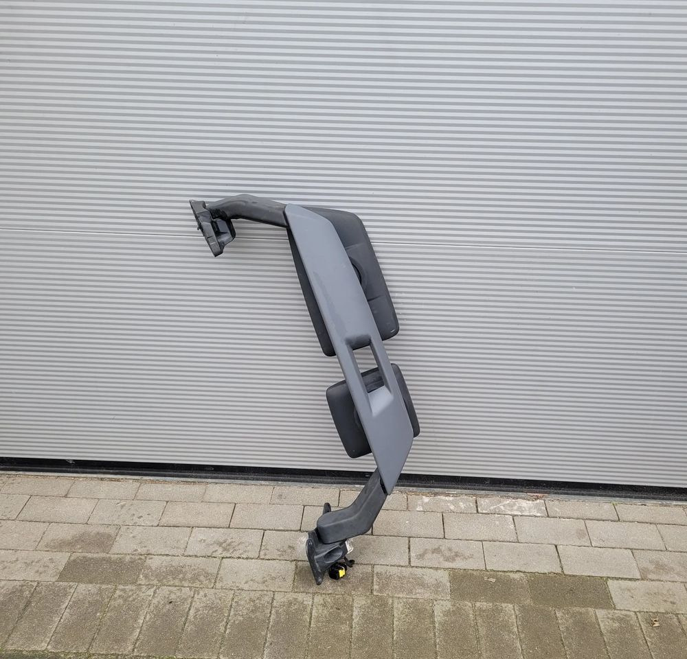 LUSTERKO LEWE VOLVO FH4 ORYGINAŁ CHWALIM116 - Espejo retrovisor para Camión: foto 2 LUSTERKO LEWE VOLVO FH4 ORYGINAŁ CHWALIM116 - Espejo retrovisor para Camión: foto 2