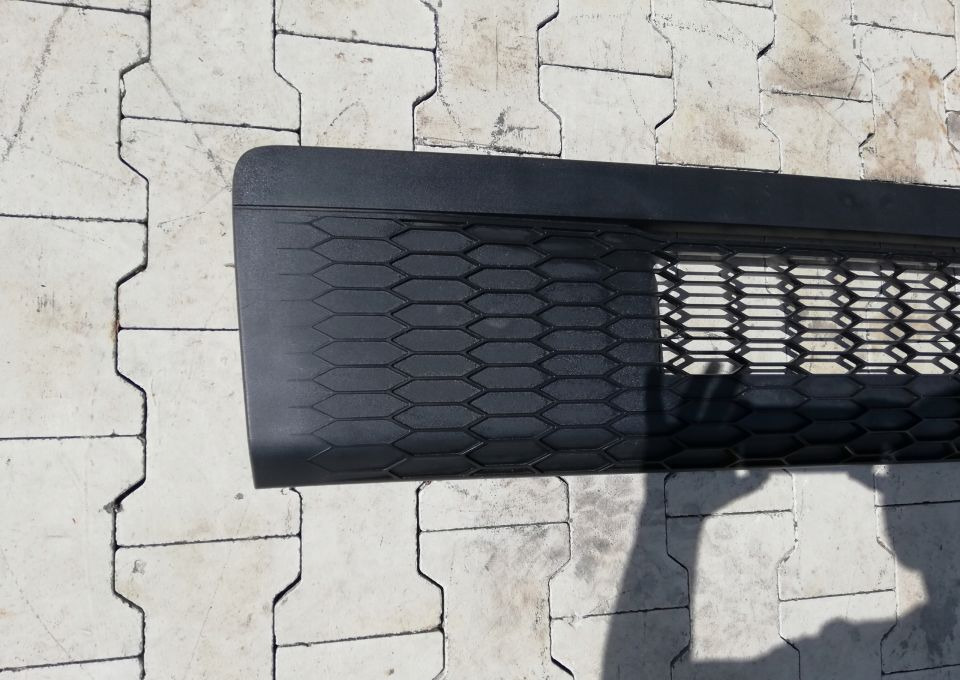 MASKA GRILL ATRAPA VOLVO FL FE 82523575 NOWY ORYG. - Capota: foto 2 MASKA GRILL ATRAPA VOLVO FL FE 82523575 NOWY ORYG. - Capota: foto 2