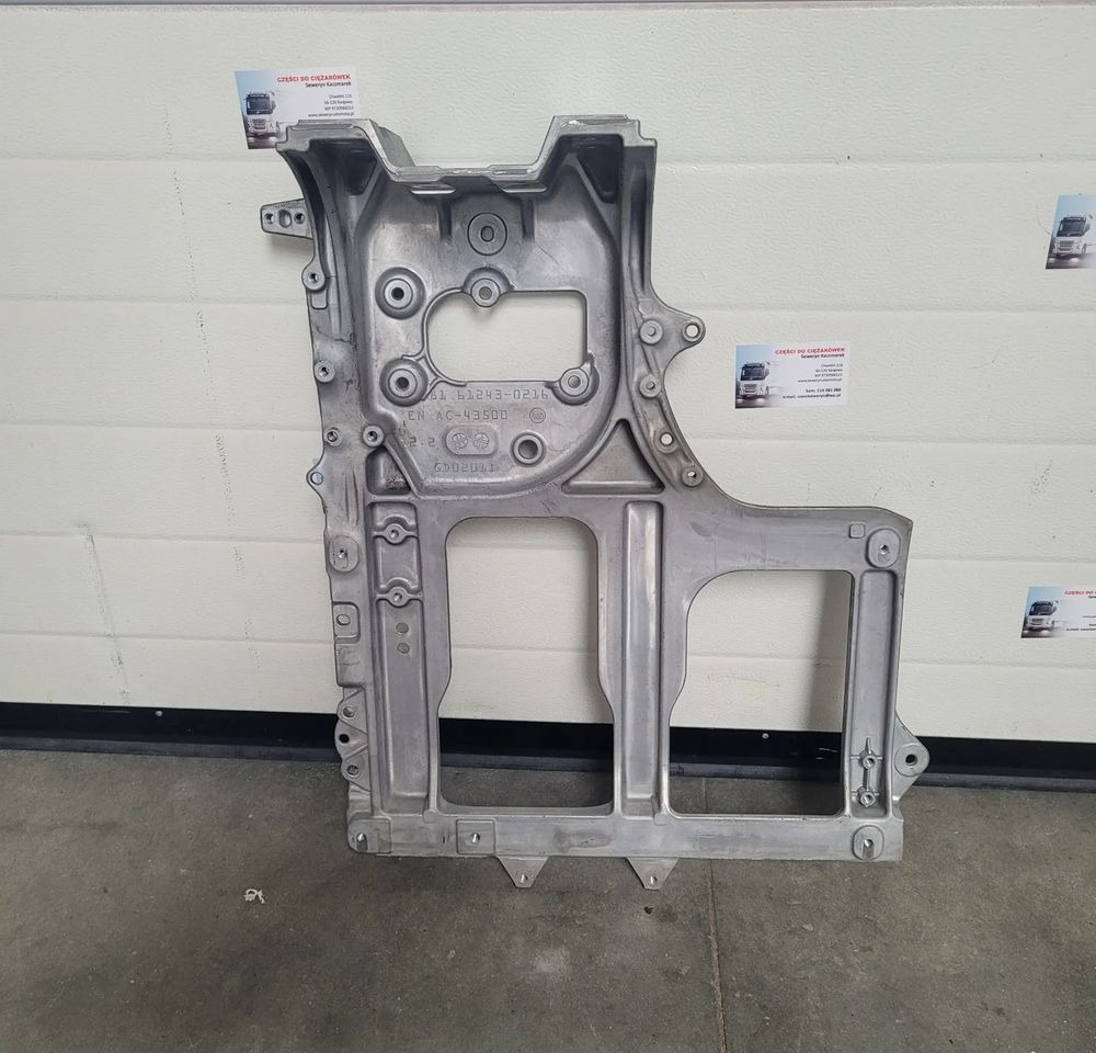 MOCOWANIE BLOTNIKA WSPORNIK MAN TG3 TGS NM 81.61243-0216 - Guardabarros para Camión: foto 1 MOCOWANIE BLOTNIKA WSPORNIK MAN TG3 TGS NM 81.61243-0216 - Guardabarros para Camión: foto 1