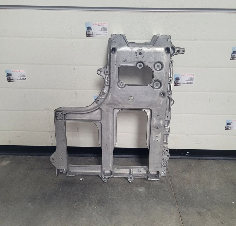 MOCOWANIE BLOTNIKA WSPORNIK MAN TG3 TGS NM 81.61243-0216 - Guardabarros para Camión: foto 2 MOCOWANIE BLOTNIKA WSPORNIK MAN TG3 TGS NM 81.61243-0216 - Guardabarros para Camión: foto 2