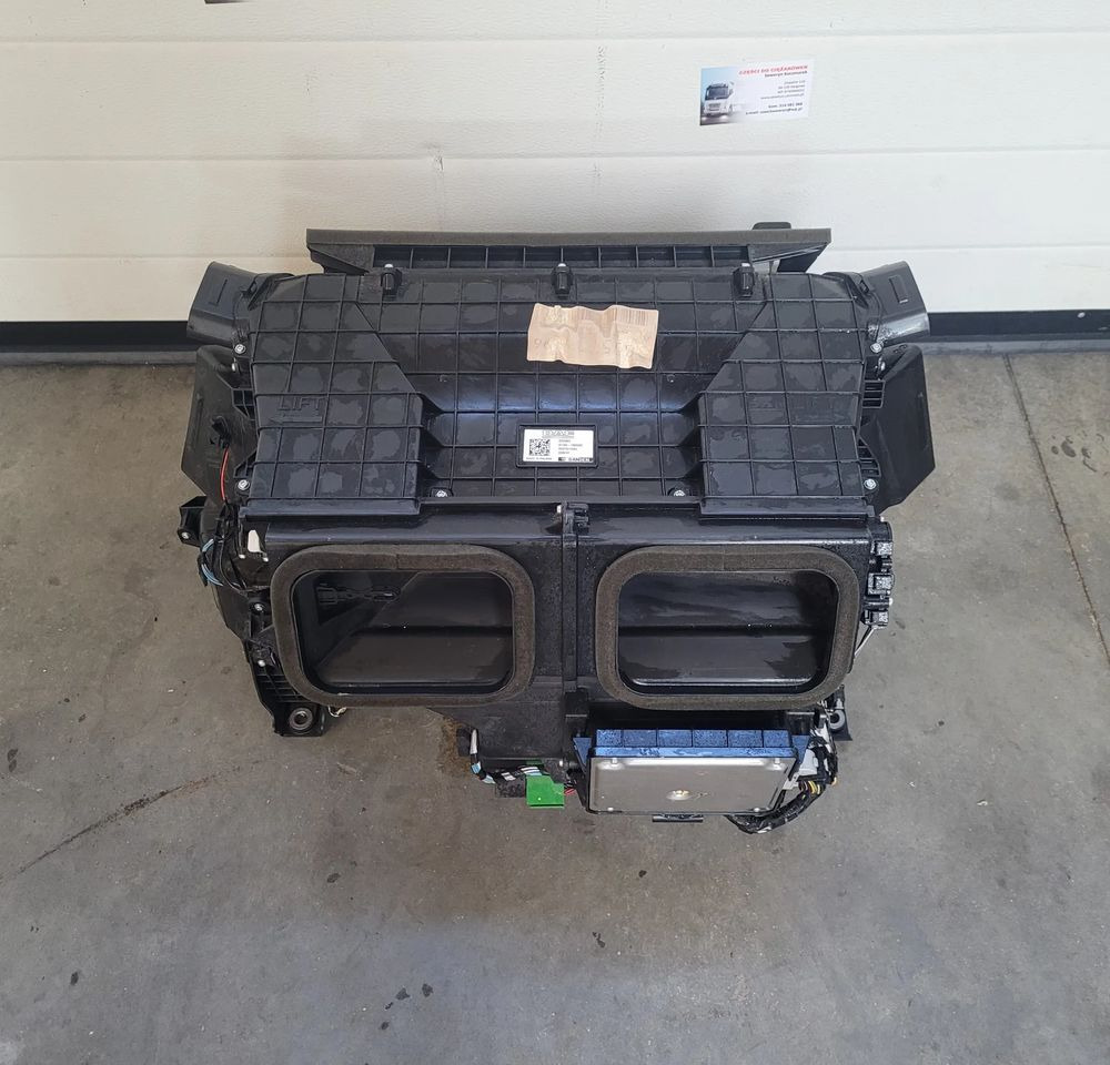 NAGRZEWNICA DAF XF 106 FL 2255994 CHWALIM116 - Calefacción/ Ventilación para Camión: foto 1 NAGRZEWNICA DAF XF 106 FL 2255994 CHWALIM116 - Calefacción/ Ventilación para Camión: foto 1