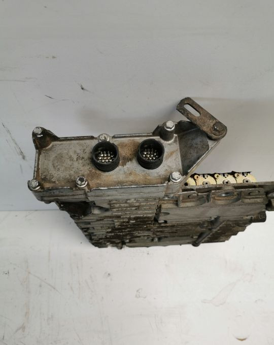 STEROWNIK WYBIERAK VOLVO FH Renault20817637 - Caja de cambios y piezas: foto 4 STEROWNIK WYBIERAK VOLVO FH Renault20817637 - Caja de cambios y piezas: foto 4