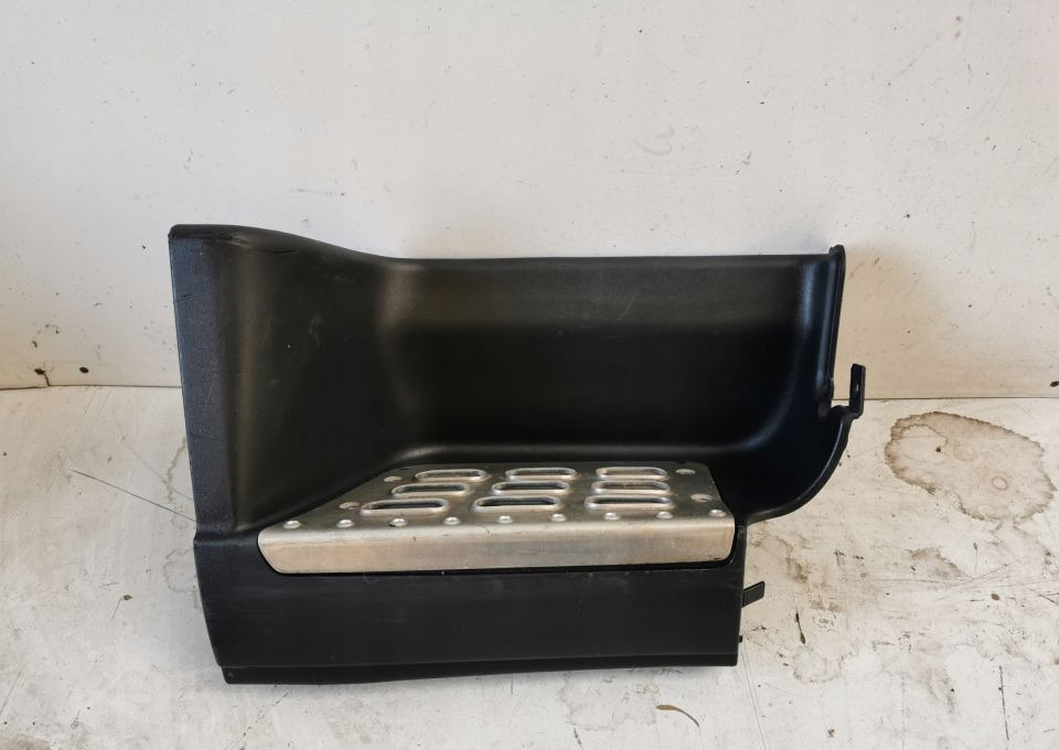 STOPNICA DOLNA VOLVO FH13 RH ORYGINAL 20529640 - Peldaño para Camión: foto 1 STOPNICA DOLNA VOLVO FH13 RH ORYGINAL 20529640 - Peldaño para Camión: foto 1