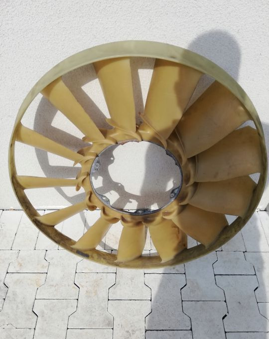 WENTYLATOR MERCEDES ACTROS MP4 A 4712050606-004 - Ventilador para Camión: foto 1 WENTYLATOR MERCEDES ACTROS MP4 A 4712050606-004 - Ventilador para Camión: foto 1
