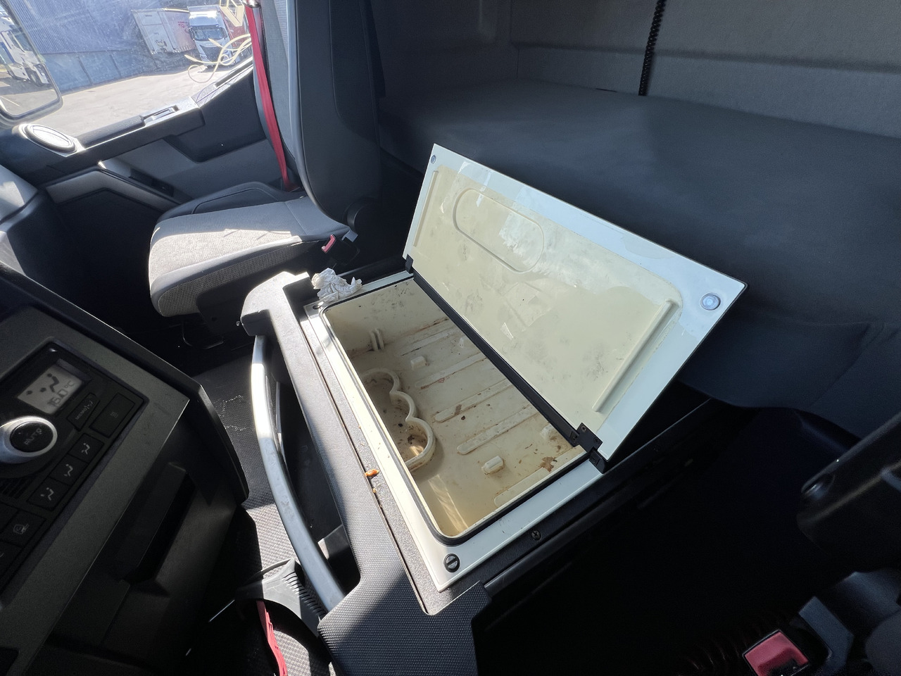 Renault T 460 - Cabeza tractora: foto 5 Renault T 460 - Cabeza tractora: foto 5