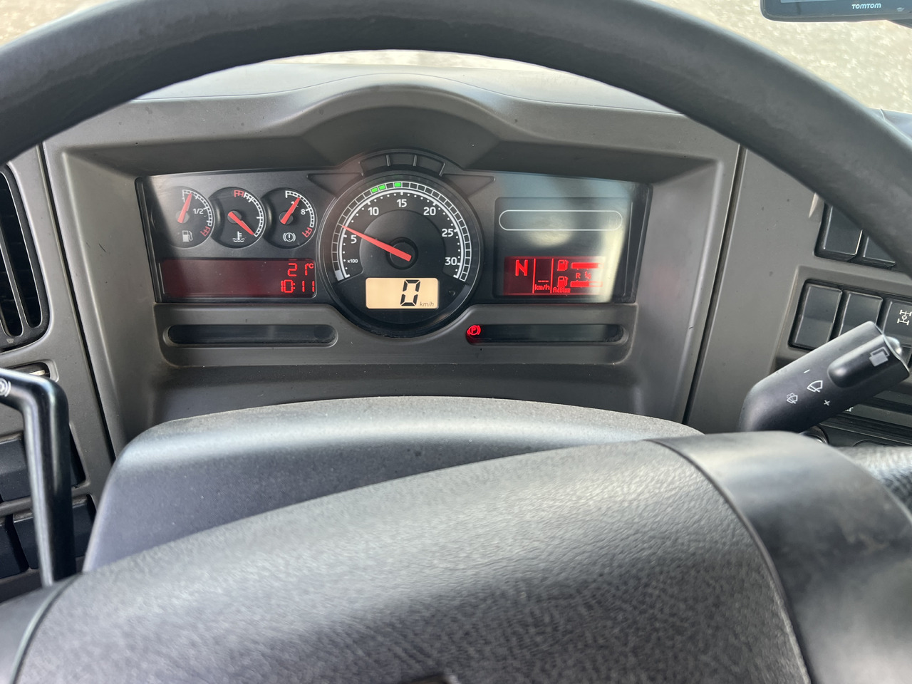 SCANIA 8x4 - Multibasculante camión: foto 1 SCANIA 8x4 - Multibasculante camión: foto 1