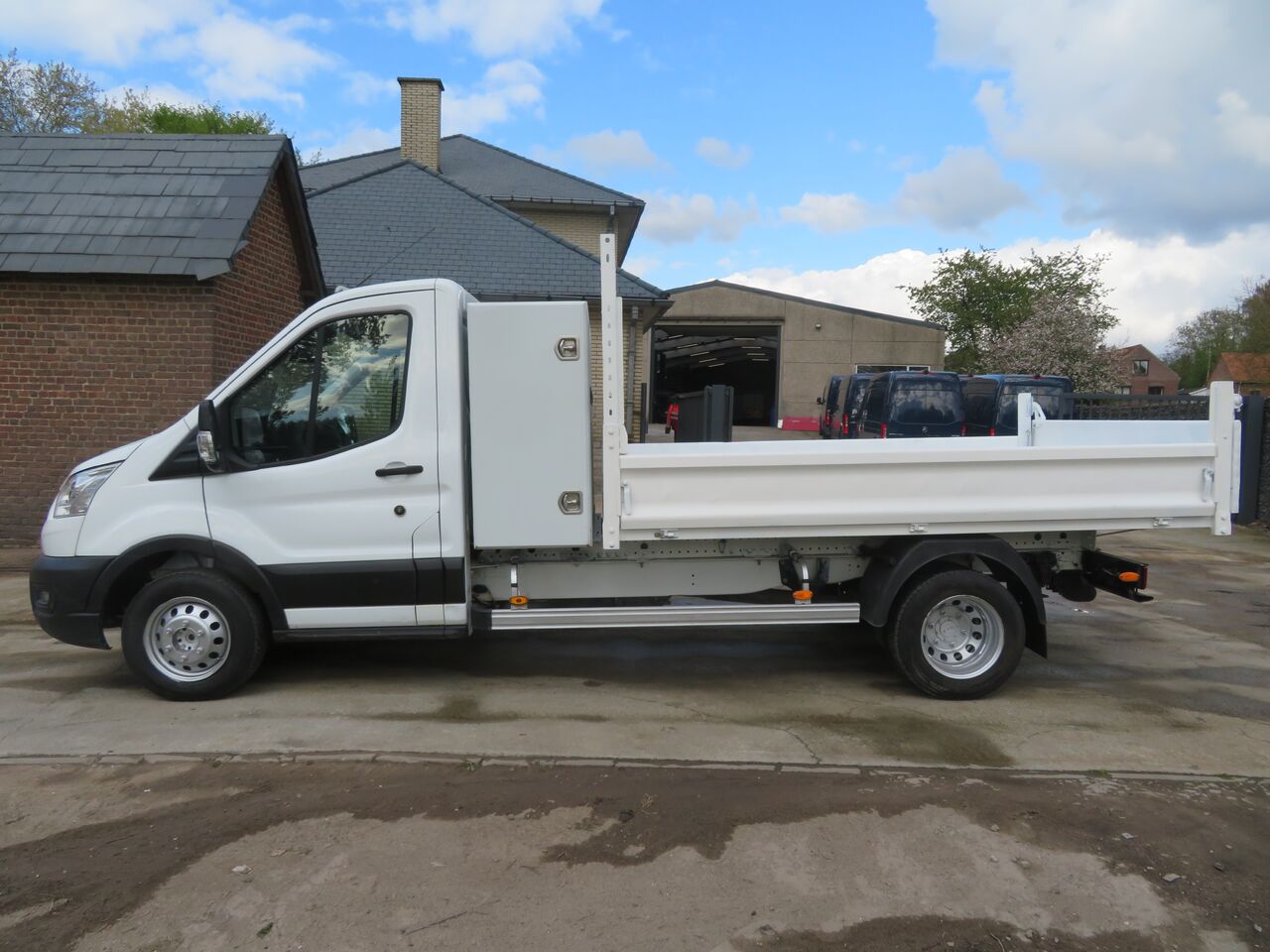 Ford Transit 2.0TDCi - Volquete furgoneta: foto 4 Ford Transit 2.0TDCi - Volquete furgoneta: foto 4