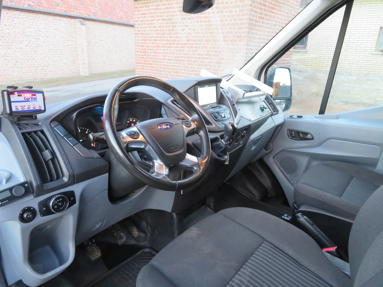 Furgón Ford Transit 2.0TDCi - L2H2: foto 15 Furgón Ford Transit 2.0TDCi - L2H2: foto 15