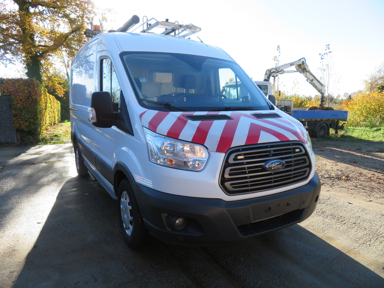 Ford Transit 2.0TDCi - L2H2 - Furgón: foto 1 Ford Transit 2.0TDCi - L2H2 - Furgón: foto 1