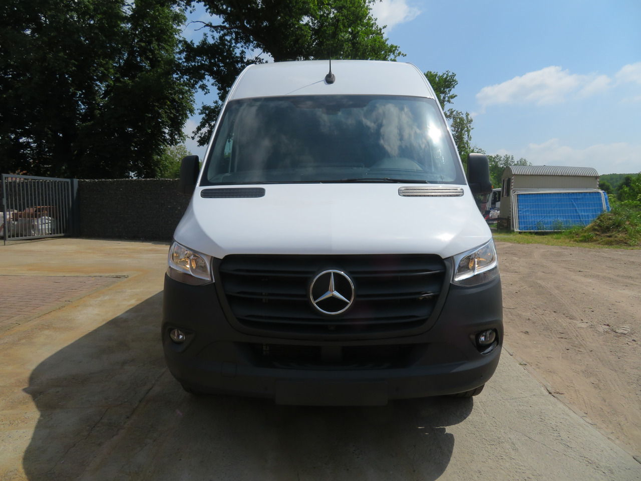 MERCEDES-BENZ Sprinter 317cdi - A3H2 - Furgón: foto 2 MERCEDES-BENZ Sprinter 317cdi - A3H2 - Furgón: foto 2
