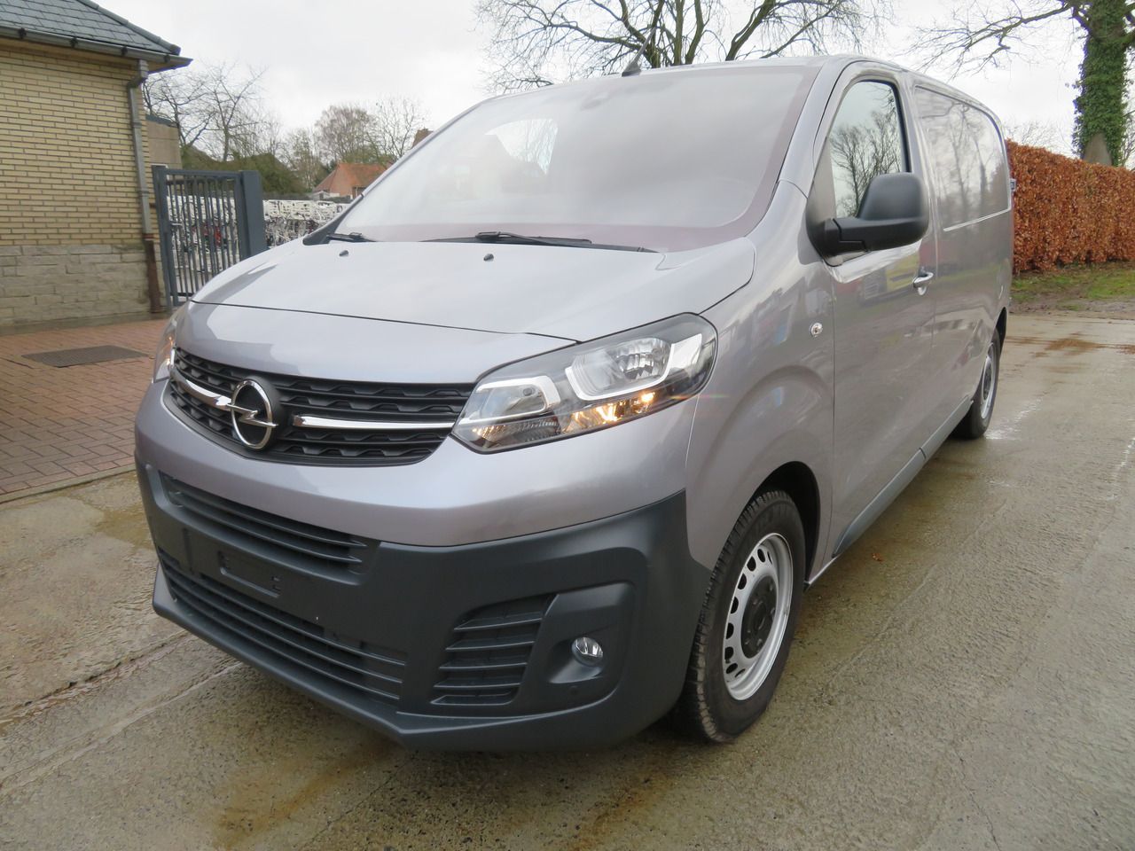 Opel Vivaro 2.0 Turbo Edition - Furgoneta pequeña: foto 3 Opel Vivaro 2.0 Turbo Edition - Furgoneta pequeña: foto 3