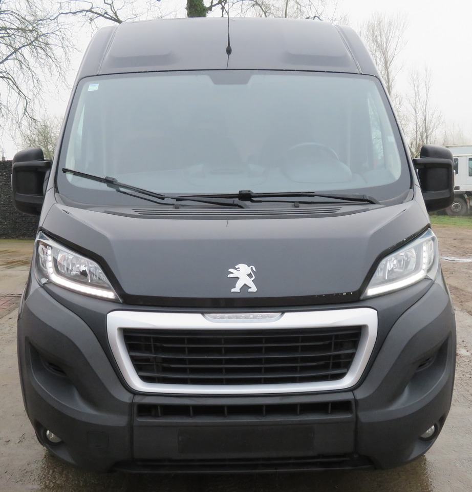 Peugeot Boxer 2.0blue HDI - Furgoneta pequeña: foto 2 Peugeot Boxer 2.0blue HDI - Furgoneta pequeña: foto 2