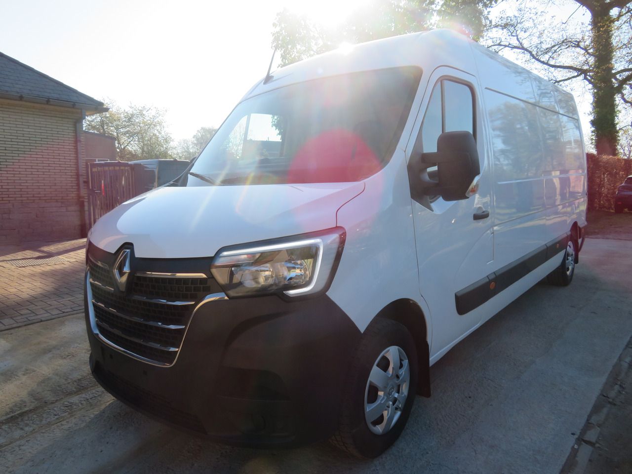 Renault Master 2.3dCi- L3H2 - Furgón: foto 3 Renault Master 2.3dCi- L3H2 - Furgón: foto 3