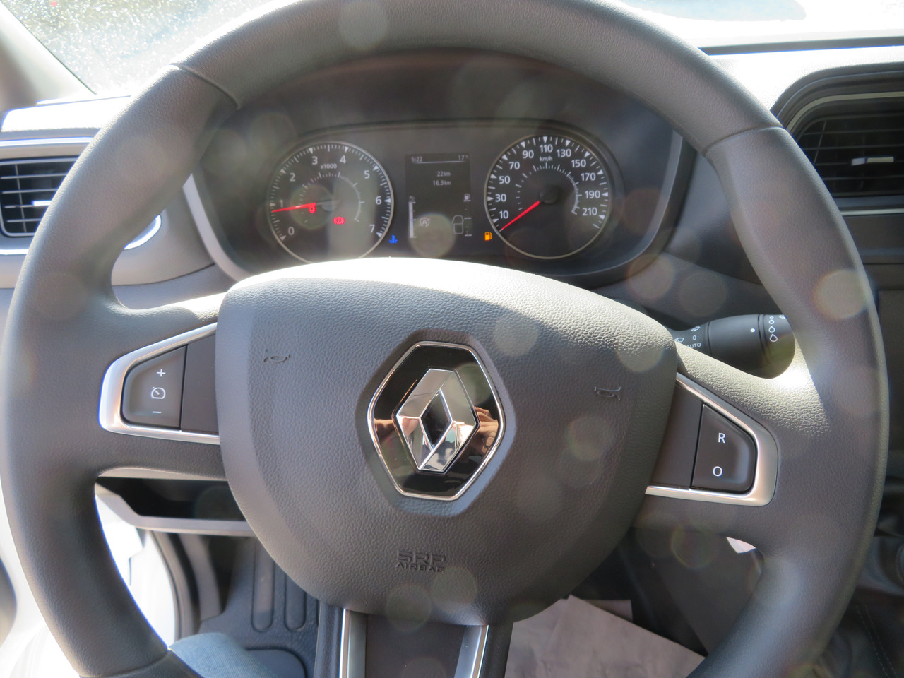 Leasing financiero de Renault master 2.3dci - L3H1 - Kipper leasing Renault master 2.3dci - L3H1 - Kipper: foto 18 Leasing financiero de Renault master 2.3dci - L3H1 - Kipper leasing Renault master 2.3dci - L3H1 - Kipper: foto 18