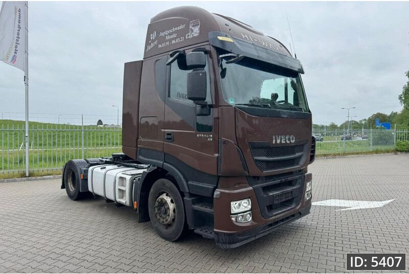 Iveco Stralis 420 Hi-Way Stralis, Euro 6, / Retarder / Full spoiler / Low km, Intarder - Cabeza tractora: foto 4 Iveco Stralis 420 Hi-Way Stralis, Euro 6, / Retarder / Full spoiler / Low km, Intarder - Cabeza tractora: foto 4