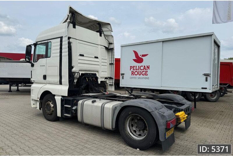 MAN TGX 18.460 XL, Euro 6, / Motor damage / Retarder / 2 Tanks, Intarder - Cabeza tractora: foto 2 MAN TGX 18.460 XL, Euro 6, / Motor damage / Retarder / 2 Tanks, Intarder - Cabeza tractora: foto 2
