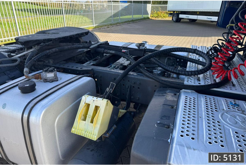 Mercedes-Benz Actros 1848 BigSpace, Euro 6, / Retarder / Standklima / Hydraulics / MP5, Intarder - Cabeza tractora: foto 5 Mercedes-Benz Actros 1848 BigSpace, Euro 6, / Retarder / Standklima / Hydraulics / MP5, Intarder - Cabeza tractora: foto 5