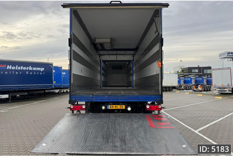 Mercedes-Benz Antos 2736 Day Cab, Euro 6, + Schmitz / Durchladbar / Carrier / 92m3 - Frigorífico camión: foto 4 Mercedes-Benz Antos 2736 Day Cab, Euro 6, + Schmitz / Durchladbar / Carrier / 92m3 - Frigorífico camión: foto 4