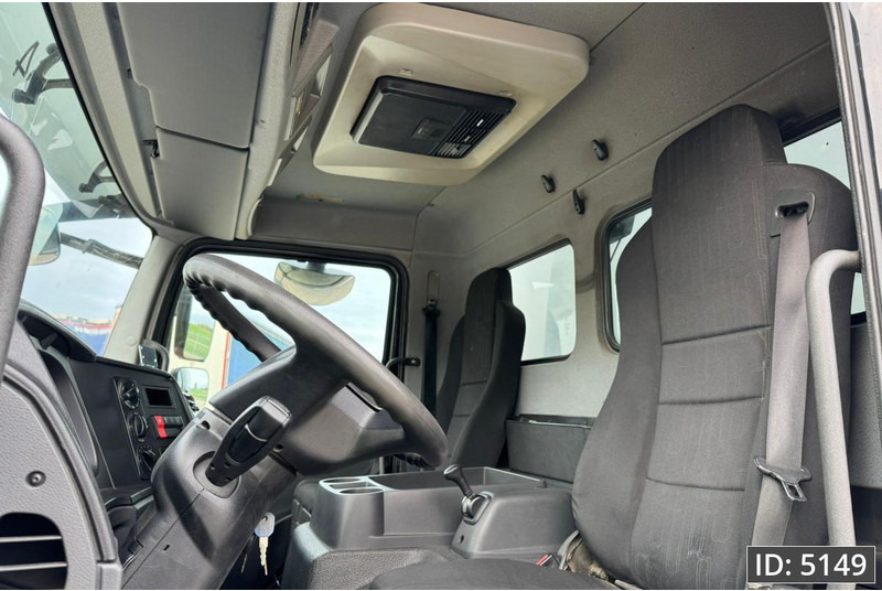 Mercedes-Benz Atego 816 Day Cab, Euro 6, BDF / Automatic / standklima / Hydraulic system - Portacontenedore/ Intercambiable camión: foto 5 Mercedes-Benz Atego 816 Day Cab, Euro 6, BDF / Automatic / standklima / Hydraulic system - Portacontenedore/ Intercambiable camión: foto 5