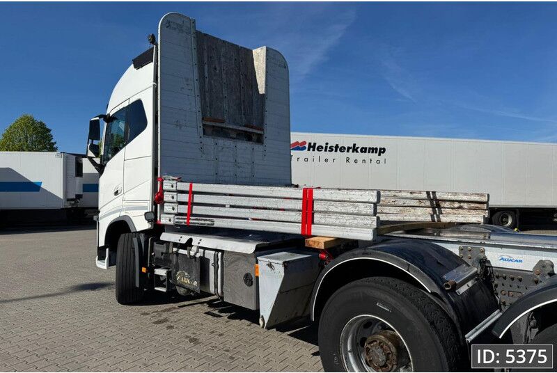 Volvo FH16 750 Globetrotter XL, Euro 6, 8x4 / Hydraulics / Timber truck - Camión forestal: foto 2 Volvo FH16 750 Globetrotter XL, Euro 6, 8x4 / Hydraulics / Timber truck - Camión forestal: foto 2