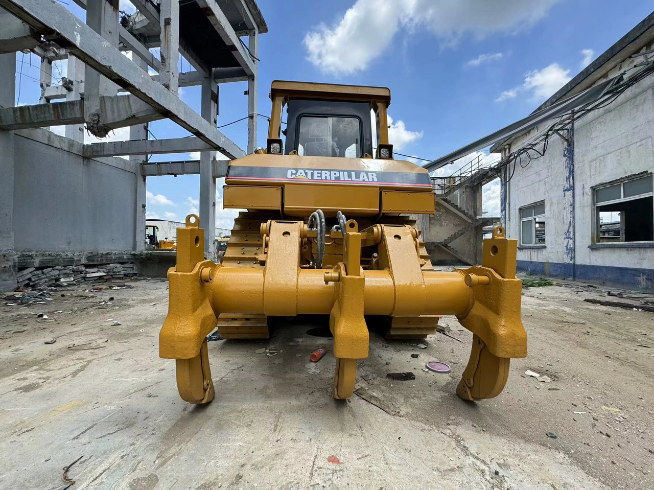 CATERPILLAR Bulldozer D8G Good Condition - Bulldozer: foto 2 CATERPILLAR Bulldozer D8G Good Condition - Bulldozer: foto 2