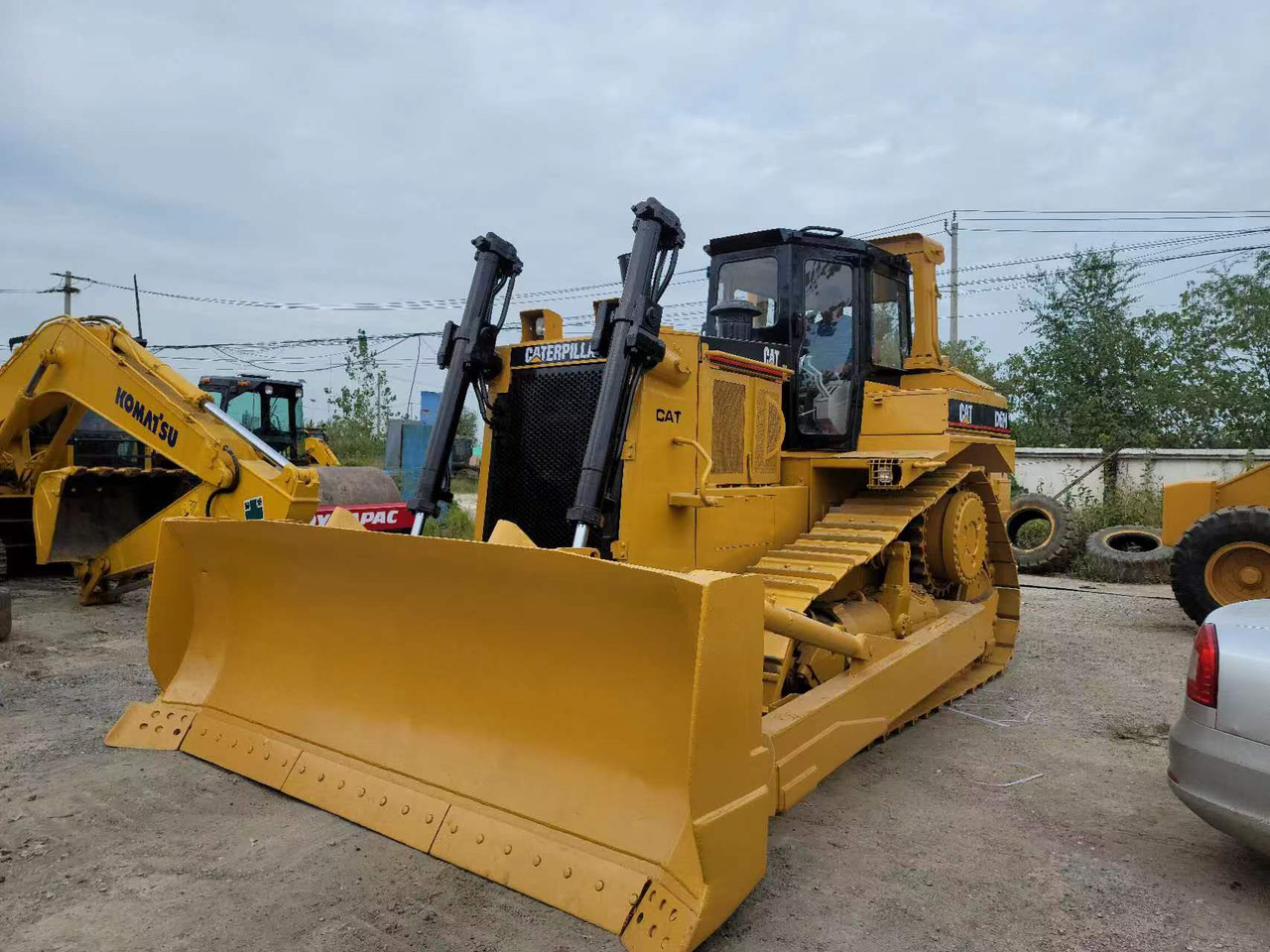 CATERPILLAR D6H - Bulldozer: foto 1 CATERPILLAR D6H - Bulldozer: foto 1