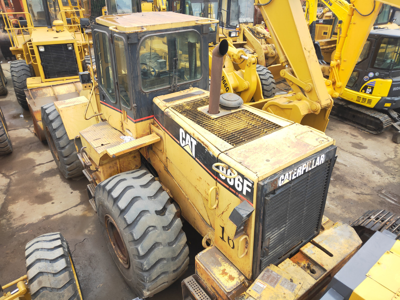 CATERPILLAR Wheel Loader 966F CLick Here for Discount - Cargadora de ruedas: foto 4 CATERPILLAR Wheel Loader 966F CLick Here for Discount - Cargadora de ruedas: foto 4