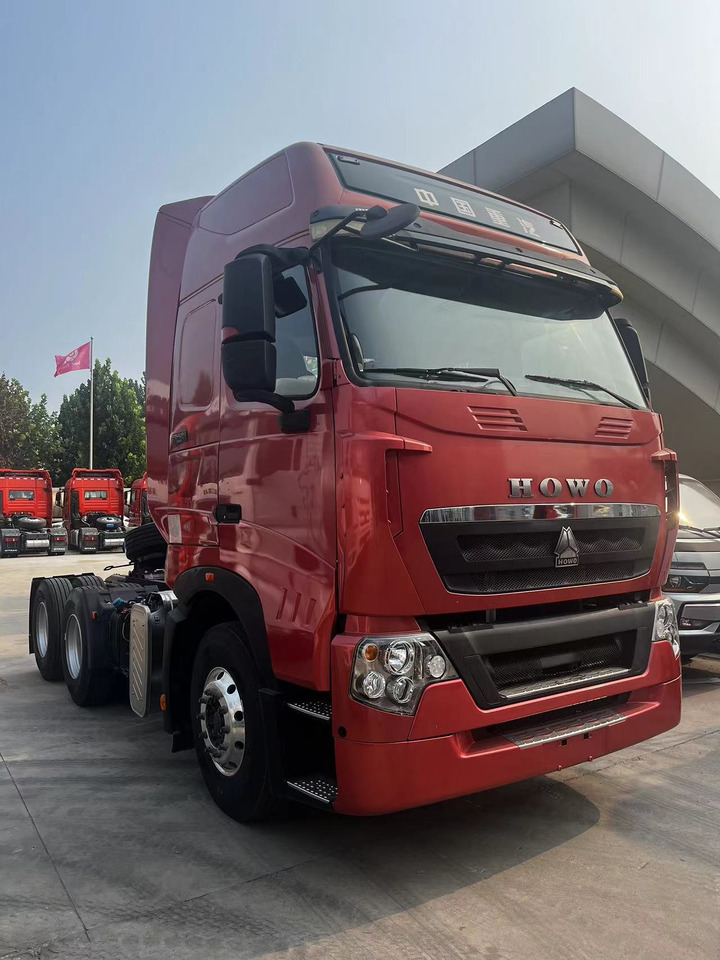HOWO Truck Unit T7H 6*4 - Cabeza tractora: foto 3 HOWO Truck Unit T7H 6*4 - Cabeza tractora: foto 3
