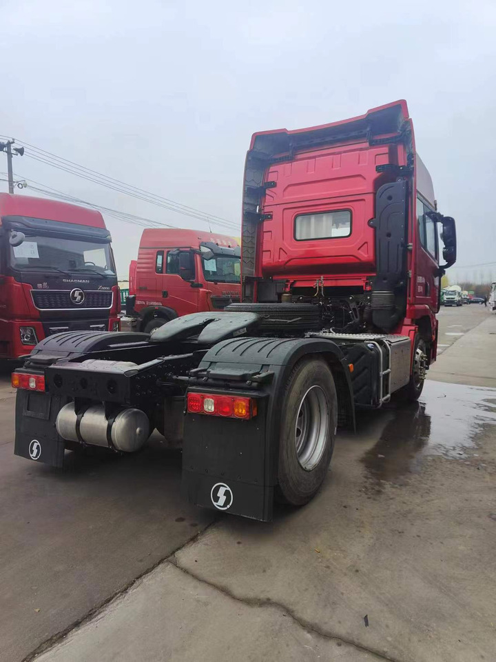 SINOTRUK Delong X5000 4X2 Truck Unit Automatic Transmission - Cabeza tractora: foto 5 SINOTRUK Delong X5000 4X2 Truck Unit Automatic Transmission - Cabeza tractora: foto 5