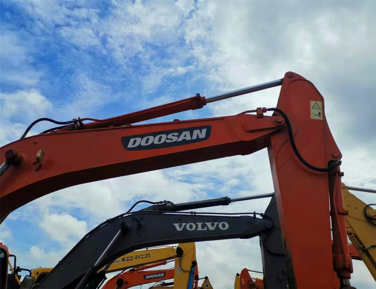 DOOSAN Excavator DH300 Click Here for Discount - Excavadora de cadenas: foto 3 DOOSAN Excavator DH300 Click Here for Discount - Excavadora de cadenas: foto 3