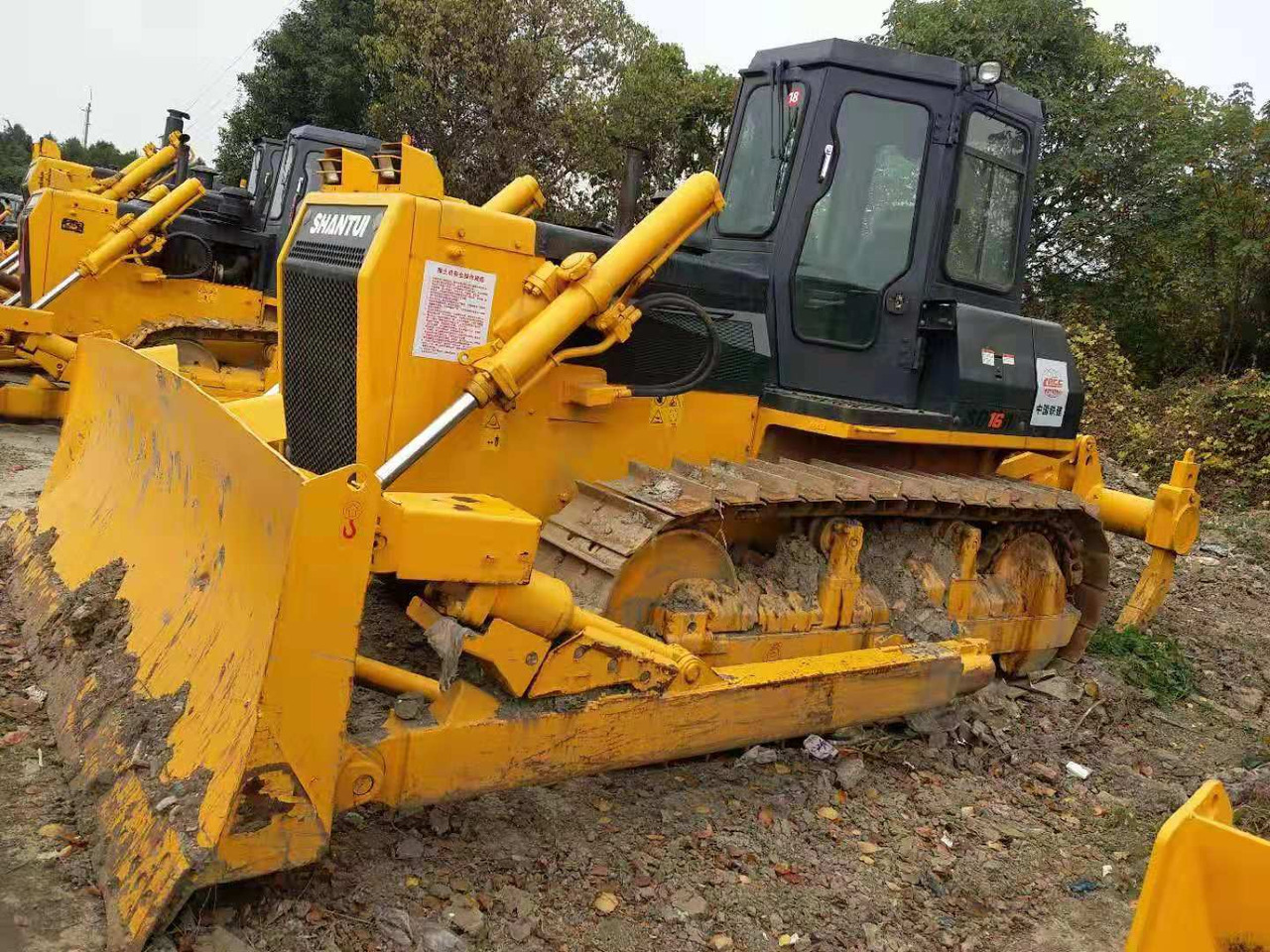 SHANTUI SD16 - Bulldozer: foto 2 SHANTUI SD16 - Bulldozer: foto 2