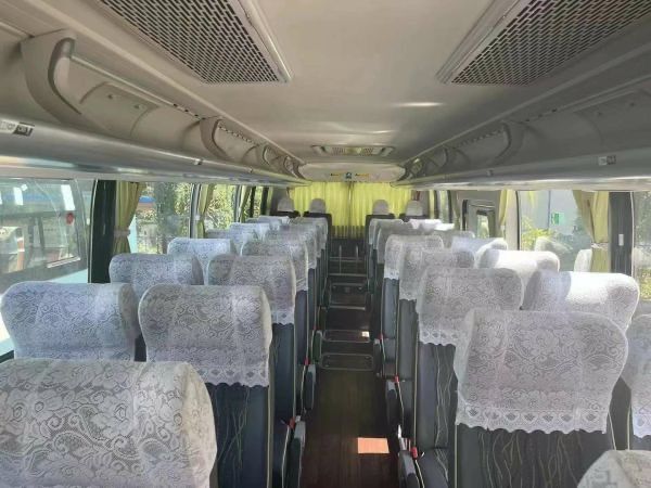 YUTONG 39 Seaters Coach Good condition Low mileage - Autocar: foto 4 YUTONG 39 Seaters Coach Good condition Low mileage - Autocar: foto 4