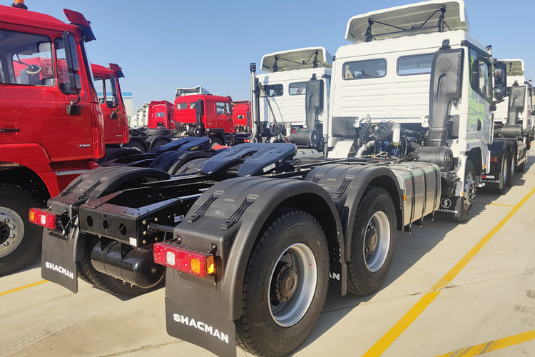 SHACMAN Shacman X3000 Truck Head for Sale in Malawi - Cabeza tractora: foto 3 SHACMAN Shacman X3000 Truck Head for Sale in Malawi - Cabeza tractora: foto 3