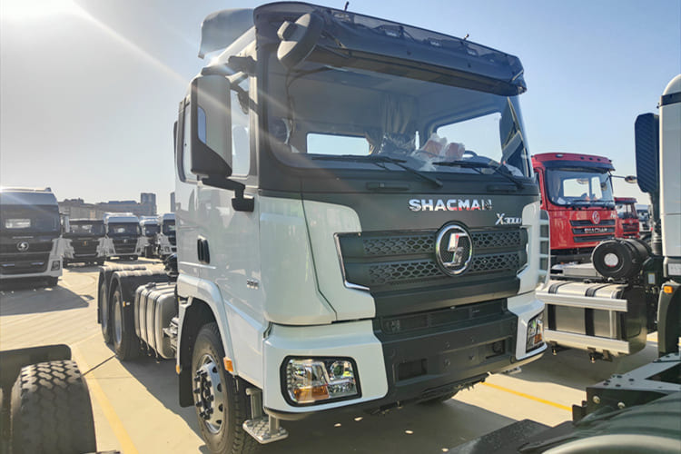 SHACMAN Shacman X3000 Truck Head for Sale in Malawi - Cabeza tractora: foto 1 SHACMAN Shacman X3000 Truck Head for Sale in Malawi - Cabeza tractora: foto 1