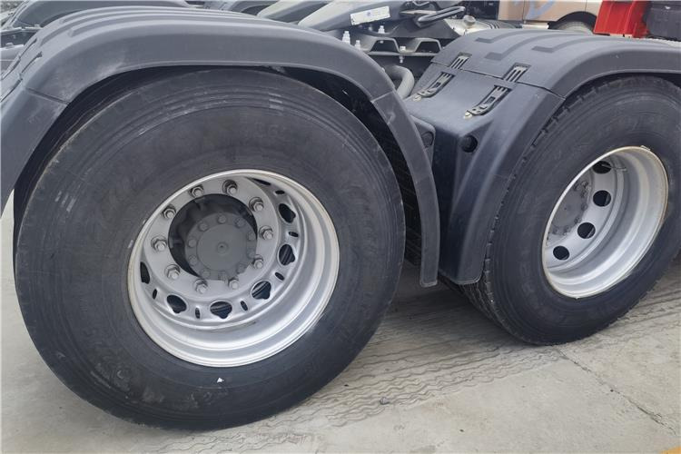 Sinotruk Second Hand Sitrak G7 540 Truck Tractor for Sale In Tanzania - Cabeza tractora: foto 5 Sinotruk Second Hand Sitrak G7 540 Truck Tractor for Sale In Tanzania - Cabeza tractora: foto 5