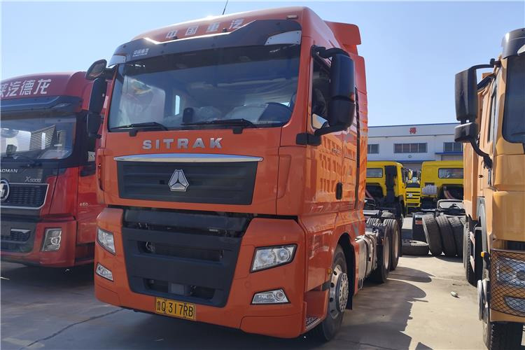 Sinotruk Used Sitrak Tractor Truck 6x4 for Sale In Uganda - Cabeza tractora: foto 1 Sinotruk Used Sitrak Tractor Truck 6x4 for Sale In Uganda - Cabeza tractora: foto 1
