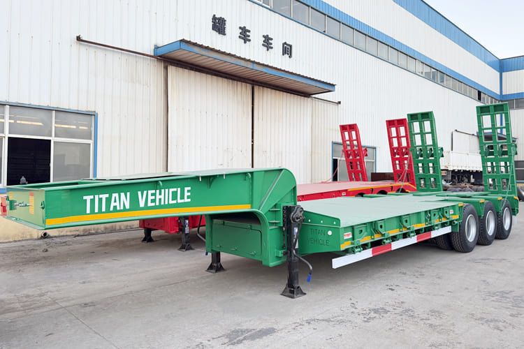 TITAN 80Ton Low Bed Semi Trailer 3 Axle Exposed Tyre for Heavy Equipment - Góndola rebajadas semirremolque: foto 1 TITAN 80Ton Low Bed Semi Trailer 3 Axle Exposed Tyre for Heavy Equipment - Góndola rebajadas semirremolque: foto 1